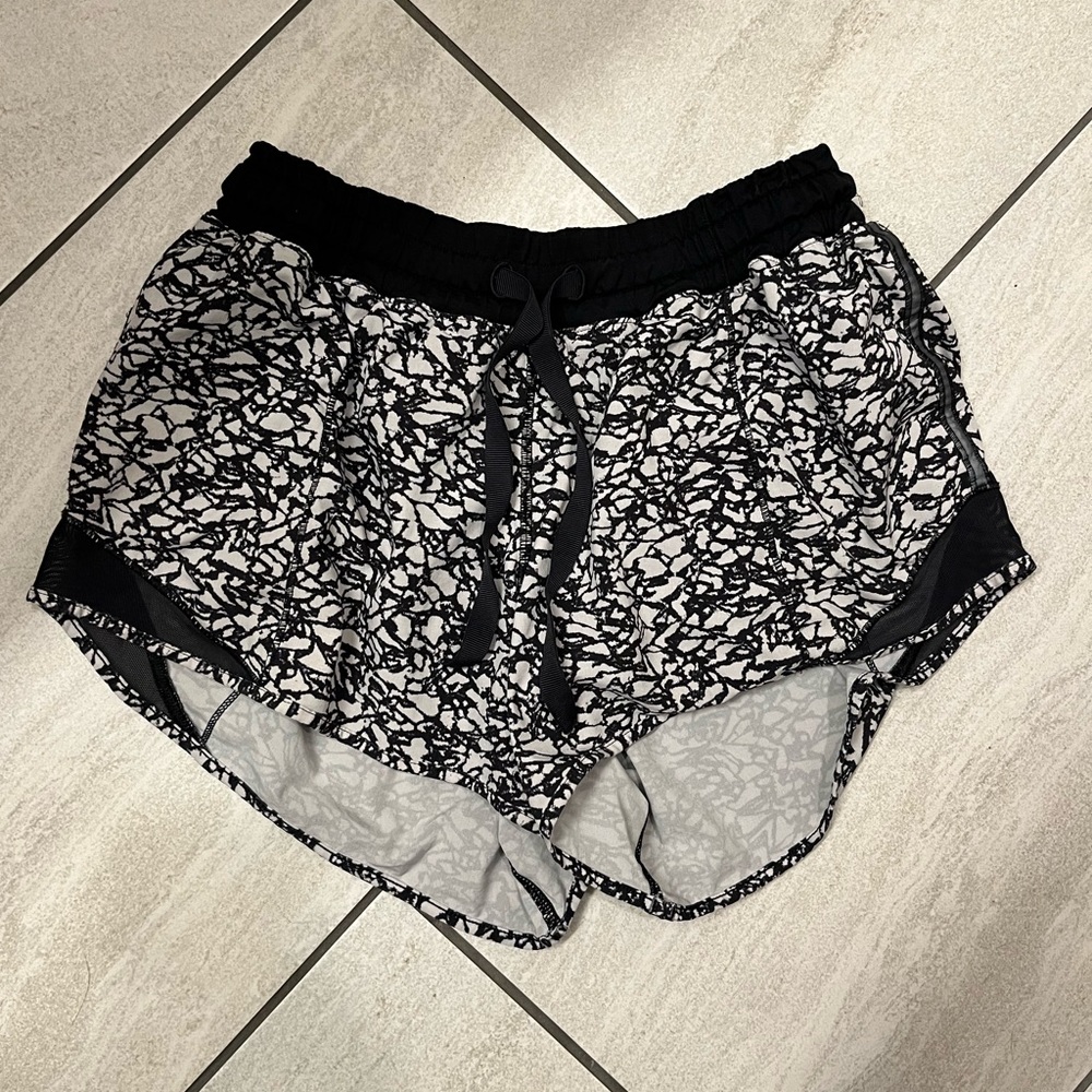 Lulu lemon shorts!